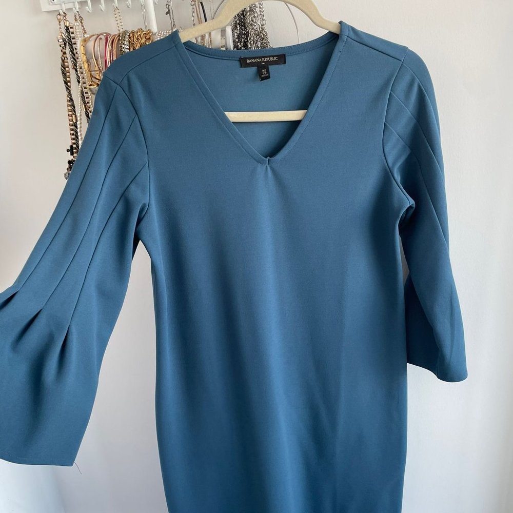 Banana Republic professional dress